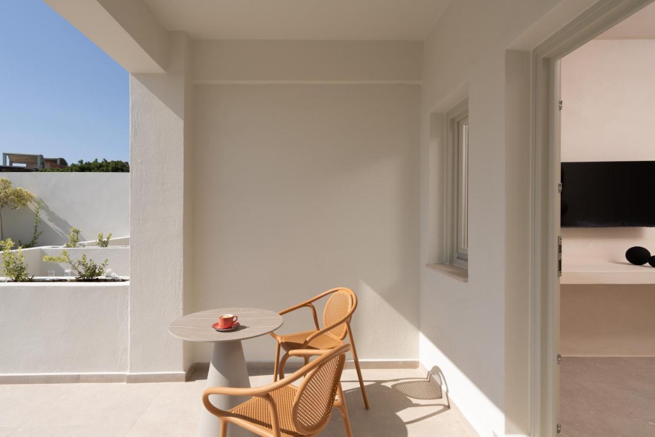 Acanthus Oia-Private Jacuzzi Suites Oía Zewnętrze zdjęcie